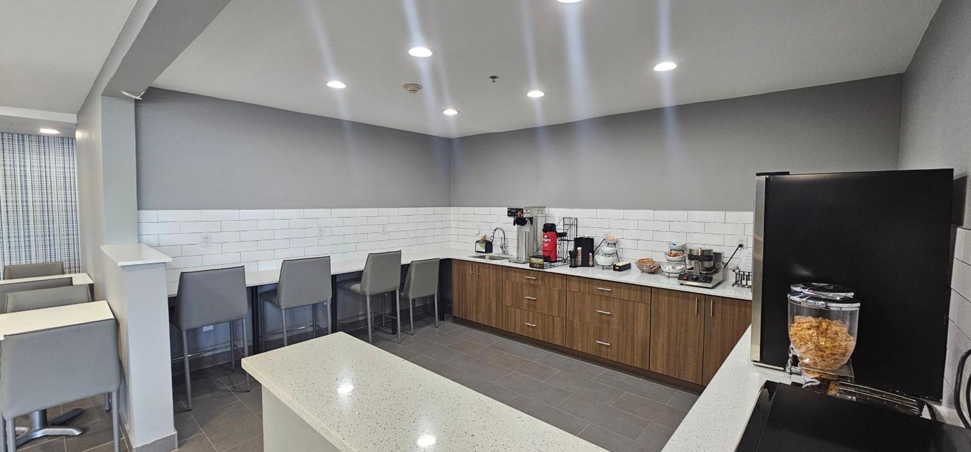 Microtel Inn & Suites By Wyndham Tulsa - Catoosa Route 66 Exteriör bild