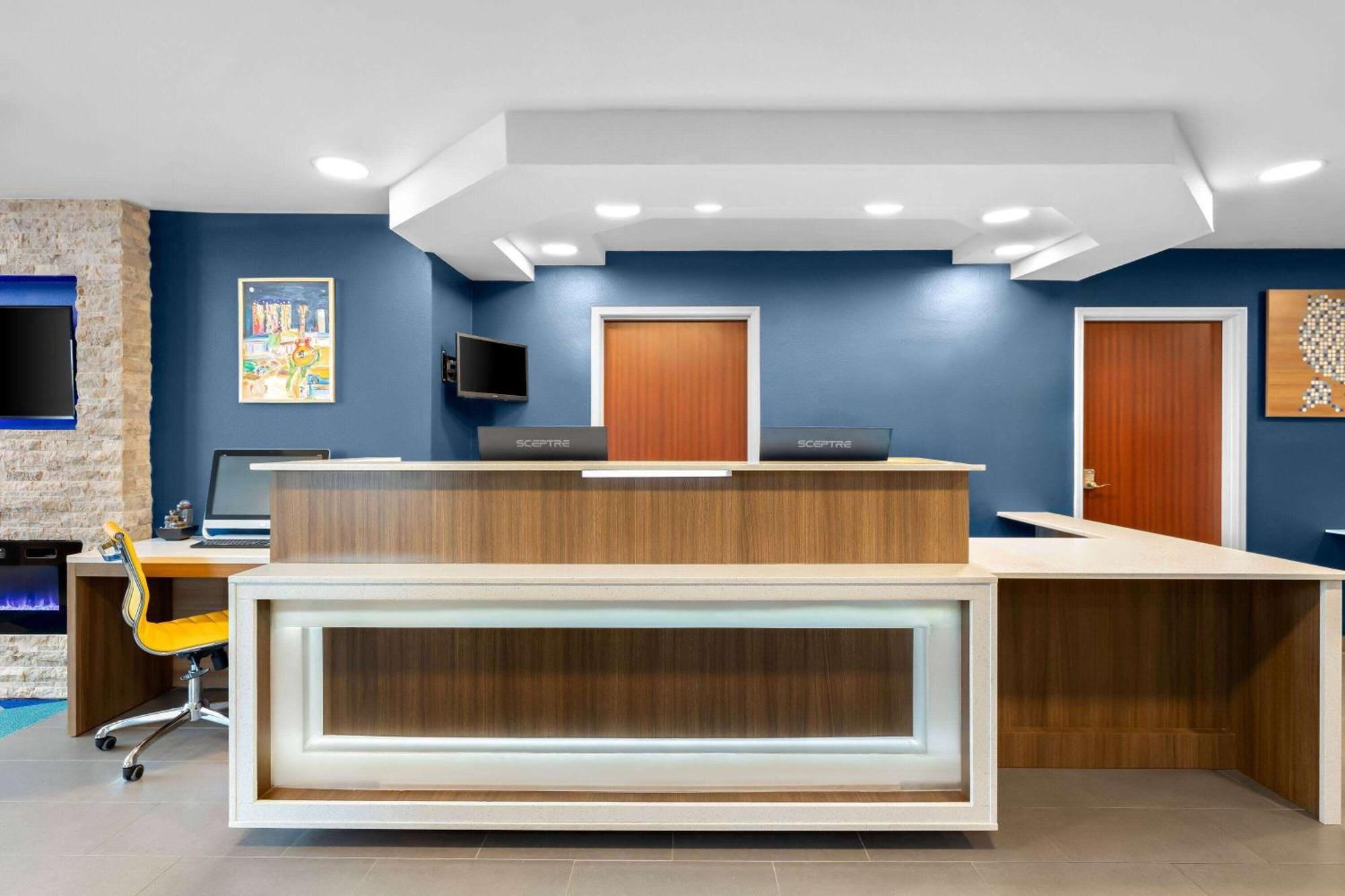 Microtel Inn & Suites By Wyndham Tulsa - Catoosa Route 66 Exteriör bild